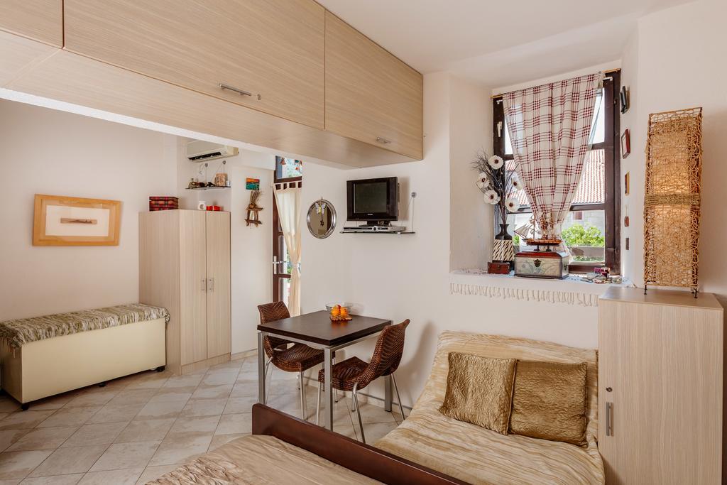 Celine'S Place By The Sea Kotor Dış mekan fotoğraf