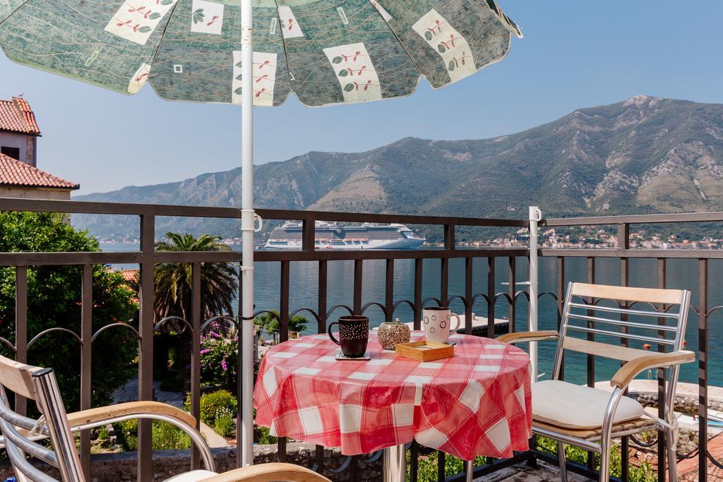 Celine'S Place By The Sea Kotor Dış mekan fotoğraf