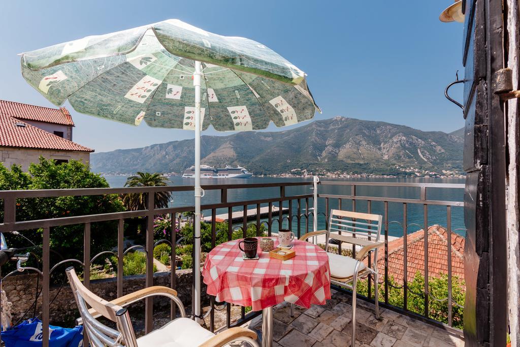 Celine'S Place By The Sea Kotor Dış mekan fotoğraf